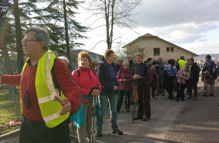 Lire la suite à propos de l’article Randonnée de Noël à Besançon (25) – Décembre 2015